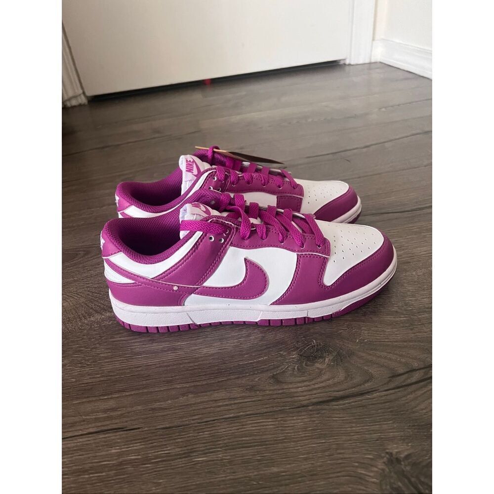 Nike Kids' Grade School Dunk Low Shoes size 7.5